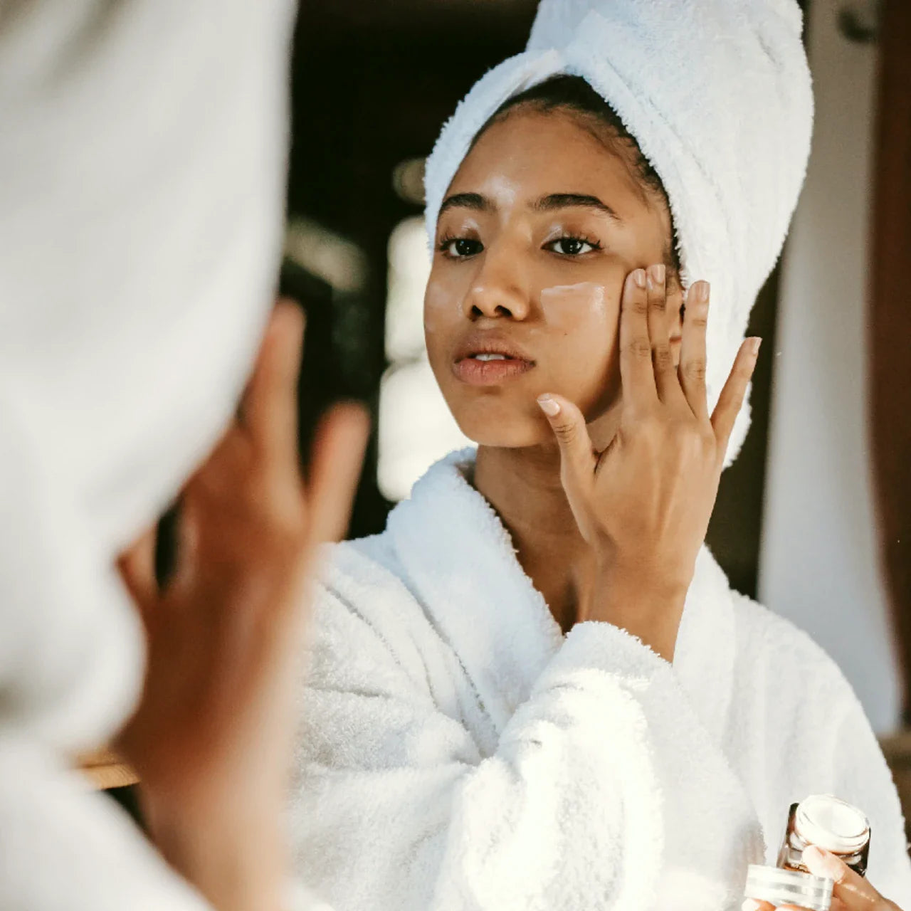 Differences between physical and chemical exfoliation