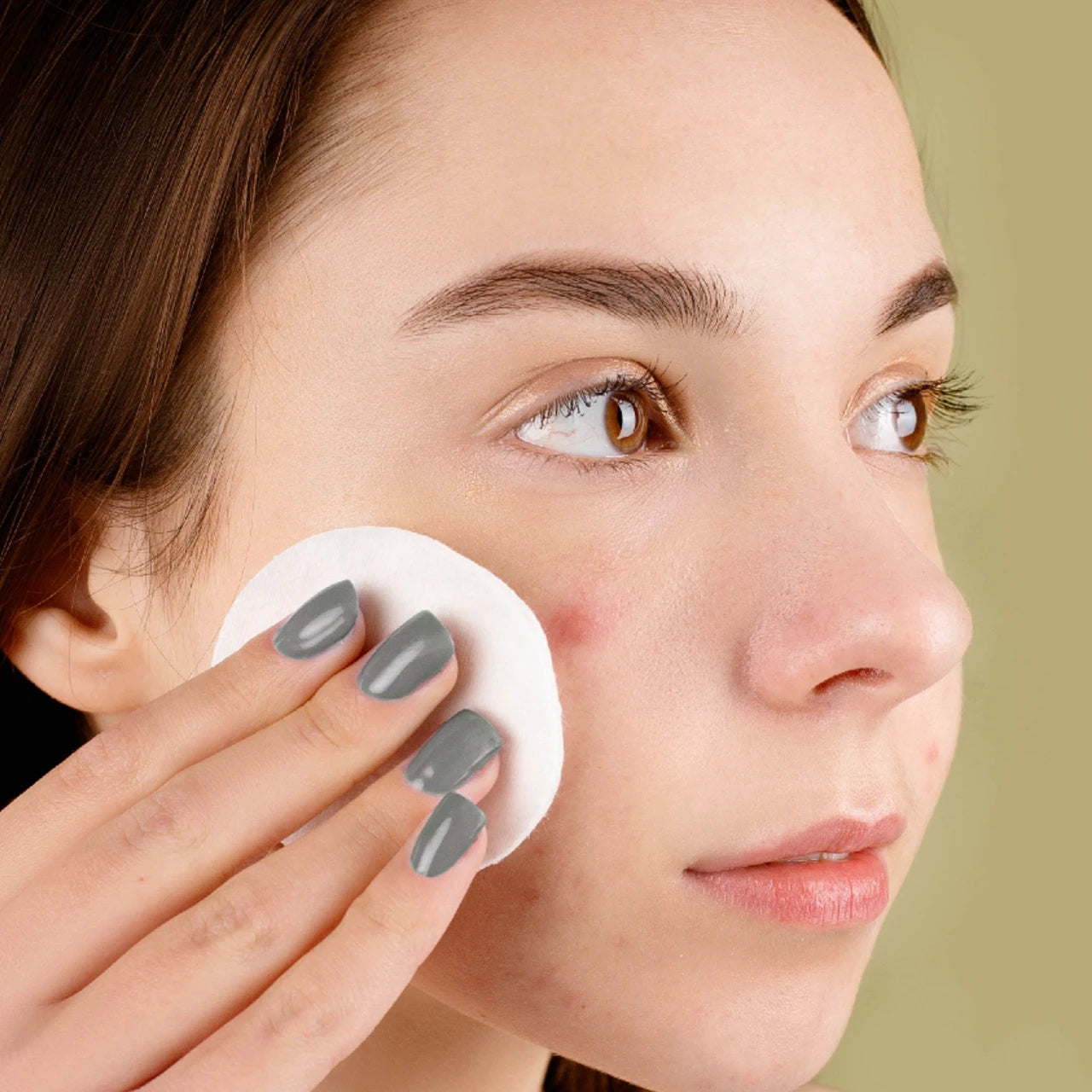Biggest Skincare Mistakes That Are Causing You Acne